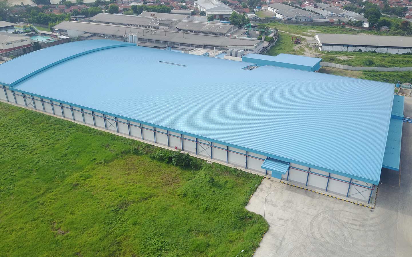 COLORBOND® Sonata Blue ABC Bandung.jpg